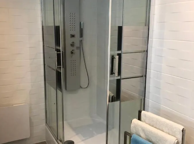 Apartmán : 10km Metz - Renove Duplex 75m2 - Proximite A31 Et Toutes Commodites