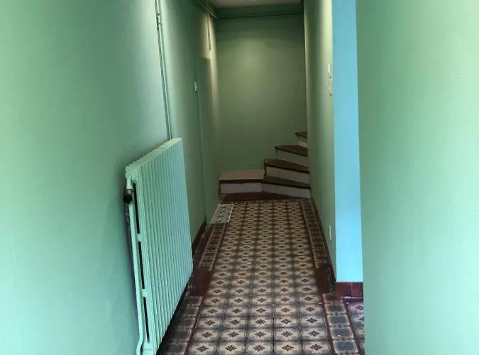 : 10km Metz - Renove Duplex 75m2 - Proximite A31 Et Toutes Commodites *